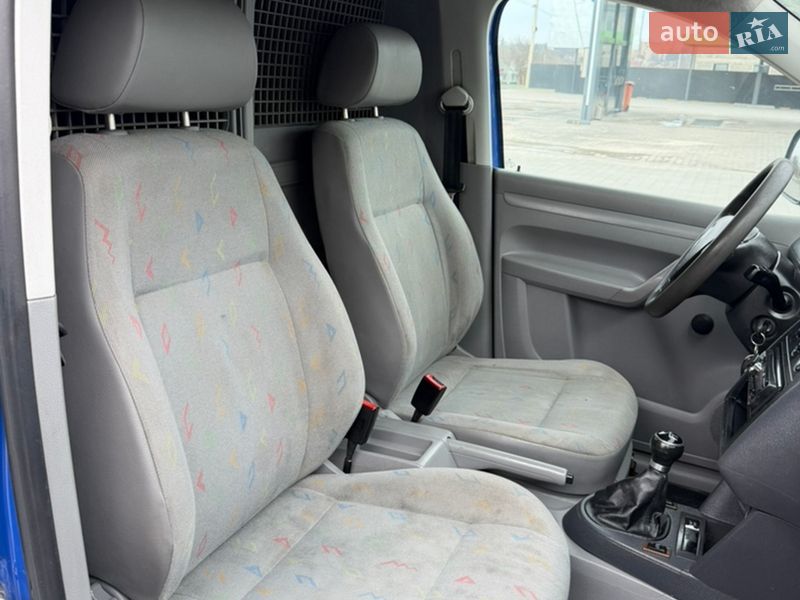 Вантажний фургон Volkswagen Caddy 2008 в Кам'янець-Подільському