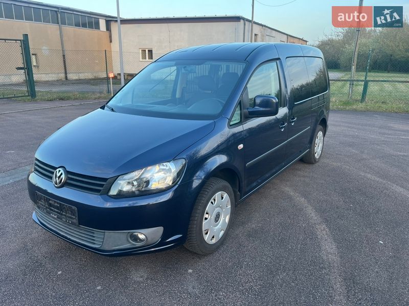 Минивэн Volkswagen Caddy 2011 в Лубнах