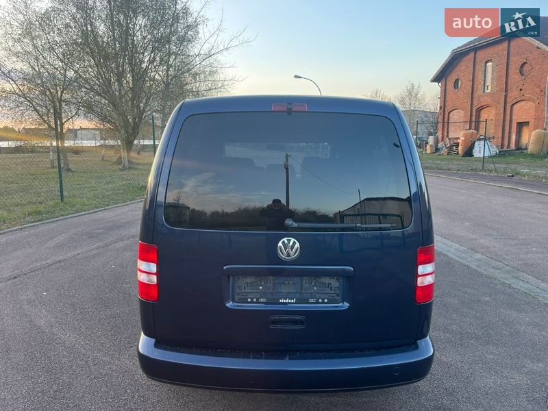 Минивэн Volkswagen Caddy 2011 в Лубнах
