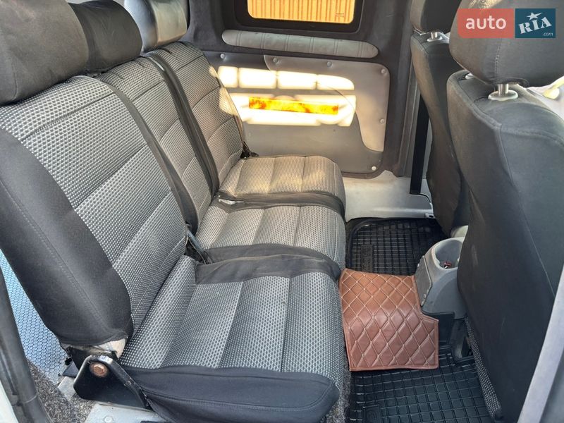 Минивэн Volkswagen Caddy 2007 в Александрие