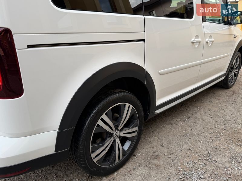 Минивэн Volkswagen Caddy 2017 в Львове фото 30 Минивэн Volkswagen Caddy 2017 в Львове