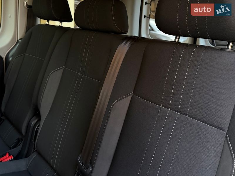 Минивэн Volkswagen Caddy 2017 в Львове фото 92 Минивэн Volkswagen Caddy 2017 в Львове