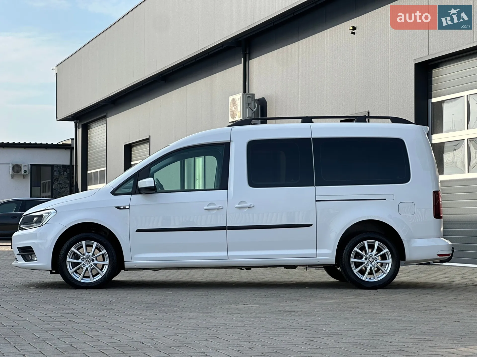 2019 Volkswagen Caddy - мініатюра 12