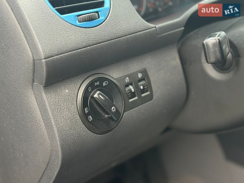 Минивэн Volkswagen Caddy 2008 в Тернополе