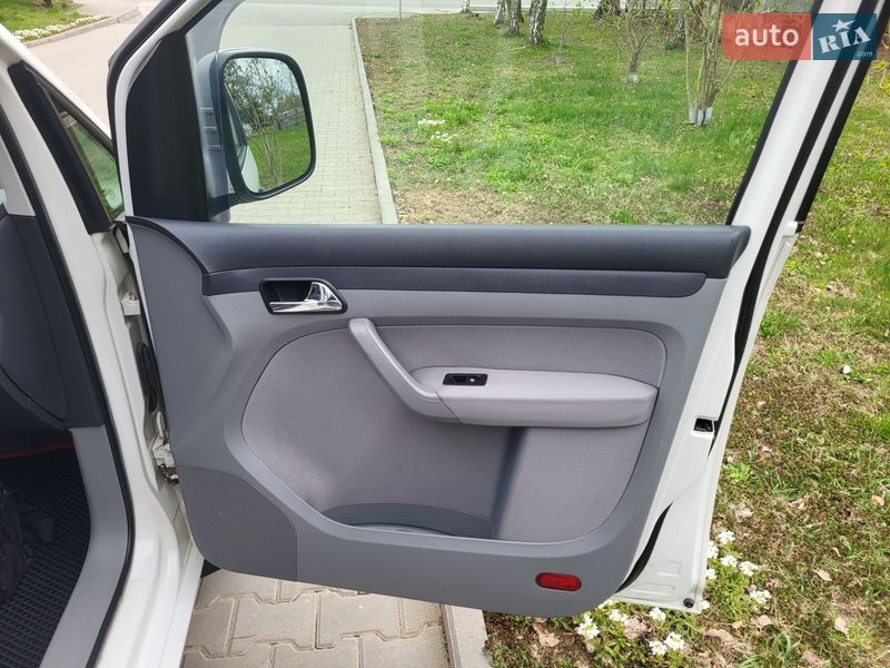 Минивэн Volkswagen Caddy 2006 в Хмельницком