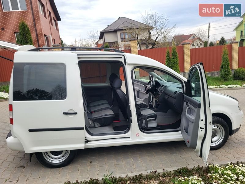 Минивэн Volkswagen Caddy 2006 в Хмельницком