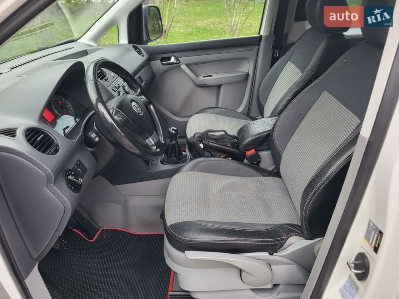 Минивэн Volkswagen Caddy 2006 в Хмельницком