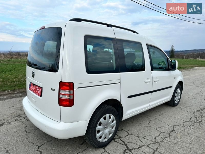 Минивэн Volkswagen Caddy 2013 в Богородчанах