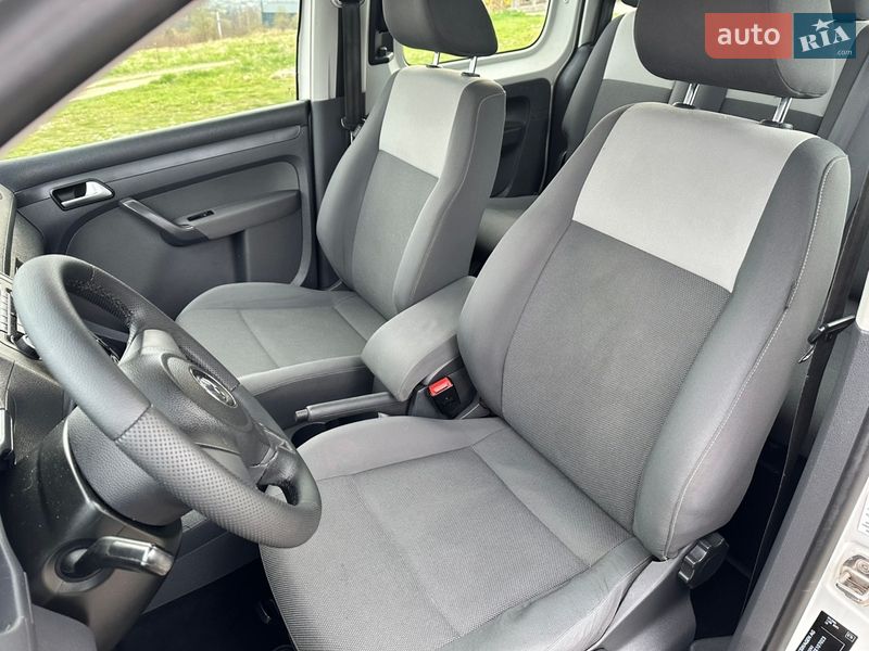 Минивэн Volkswagen Caddy 2013 в Богородчанах