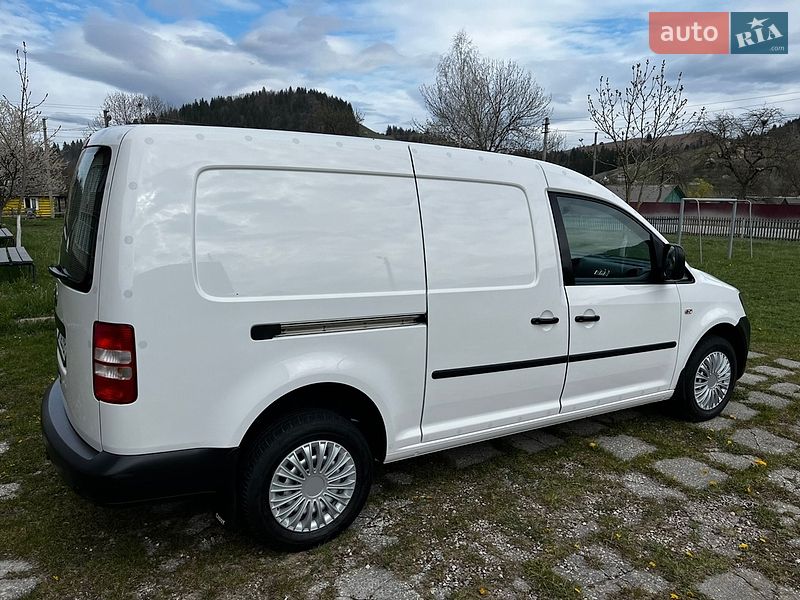 Вантажний фургон Volkswagen Caddy 2012 в Верховині