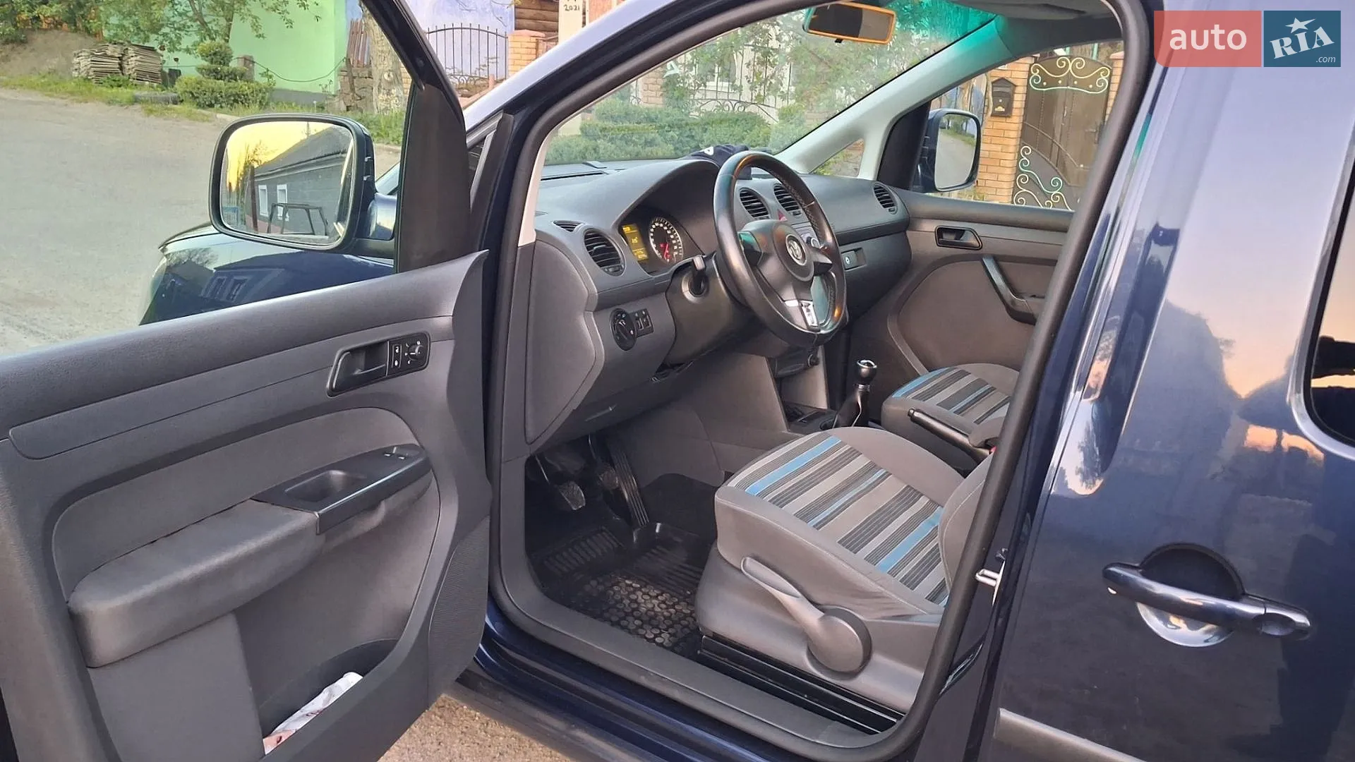 2011 Volkswagen Caddy - мініатюра 9
