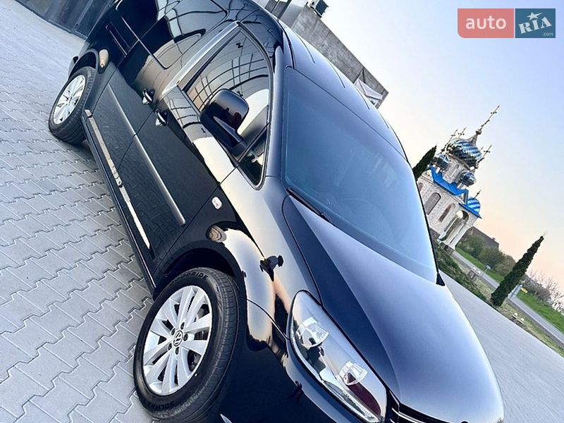 Минивэн Volkswagen Caddy 2014 в Черновцах