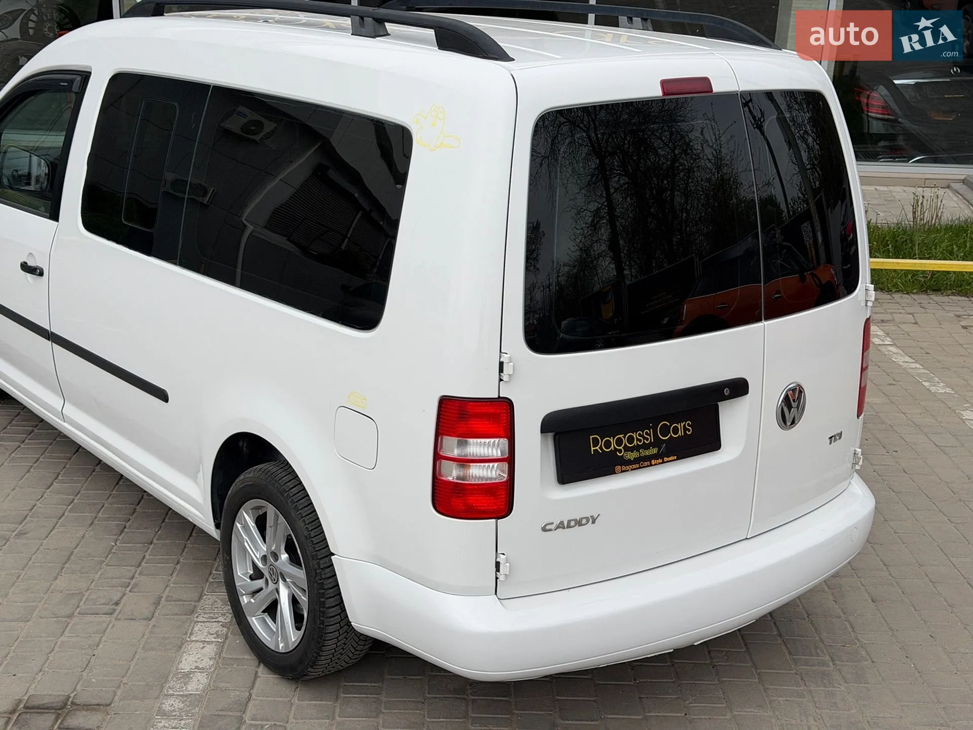 2010 Volkswagen Caddy - мініатюра 6
