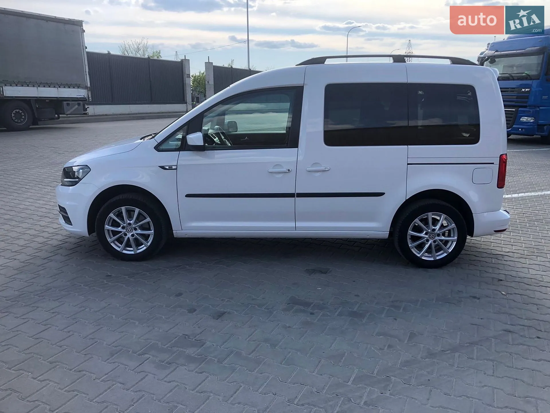 2018 Volkswagen Caddy - мініатюра 20