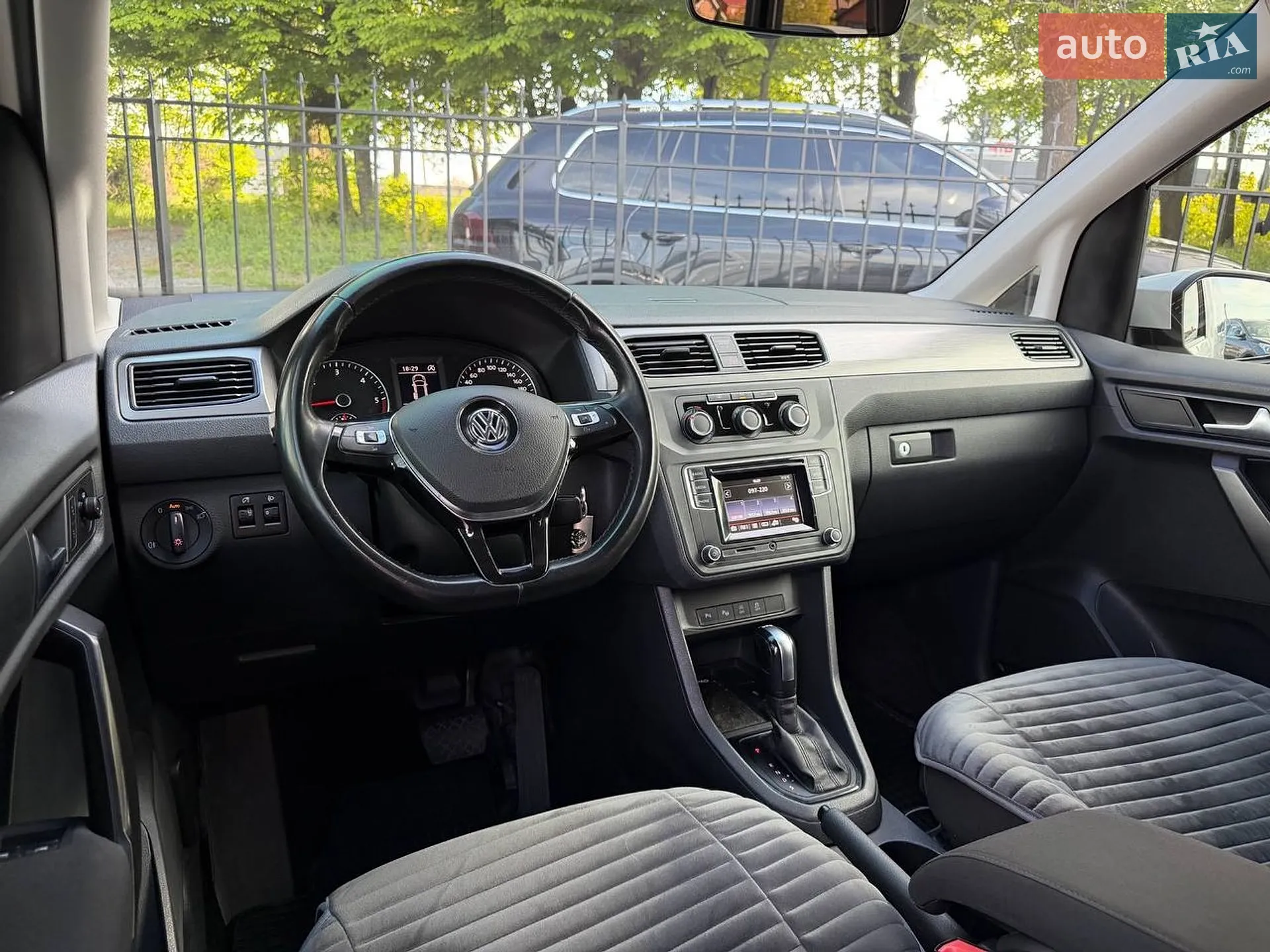 2017 Volkswagen Caddy - мініатюра 30