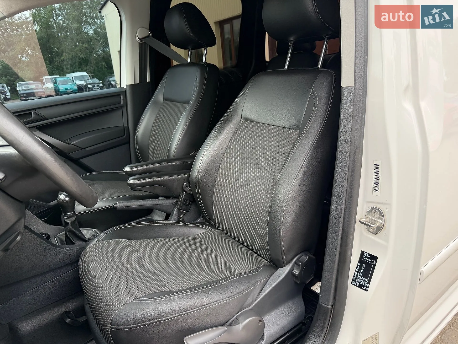 2017 Volkswagen Caddy - мініатюра 25