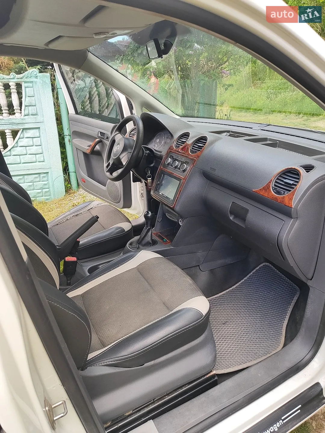 2010 Volkswagen Caddy - мініатюра 9