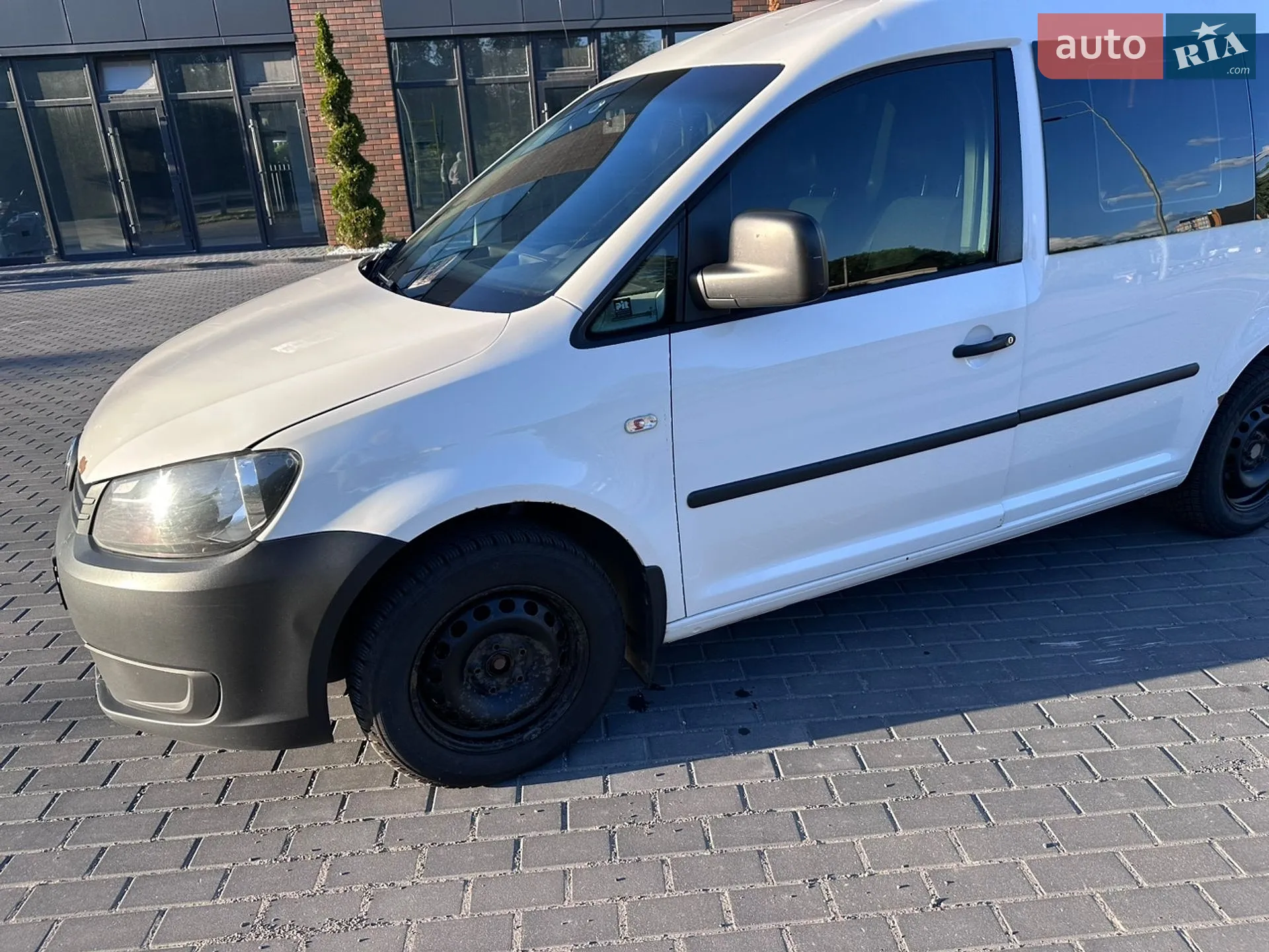 2011 Volkswagen Caddy - мініатюра 2