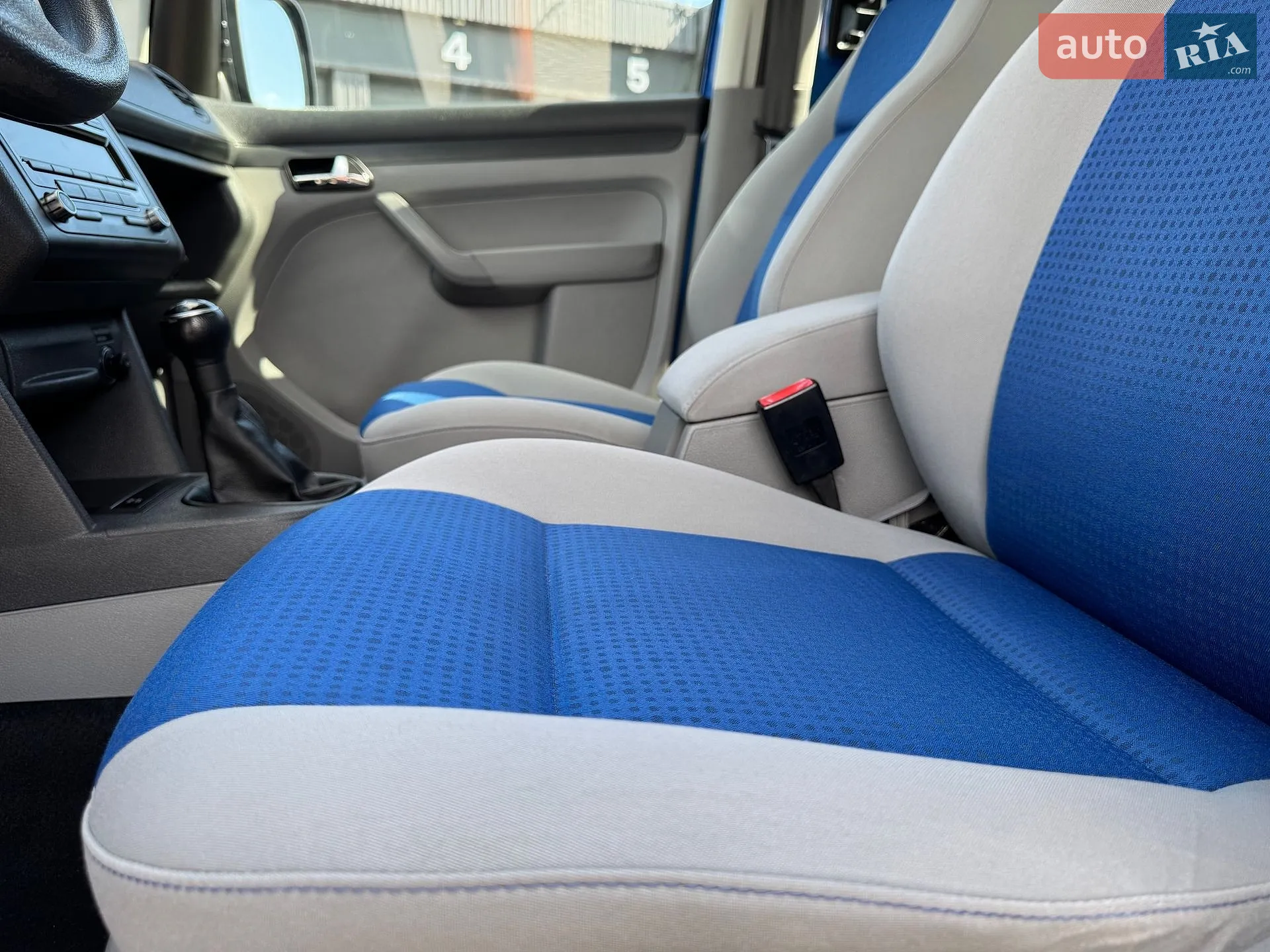 2010 Volkswagen Caddy - мініатюра 32