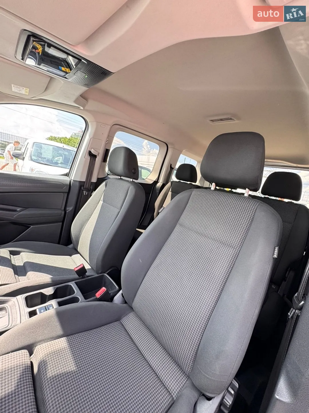 2022 Volkswagen Caddy - мініатюра 27