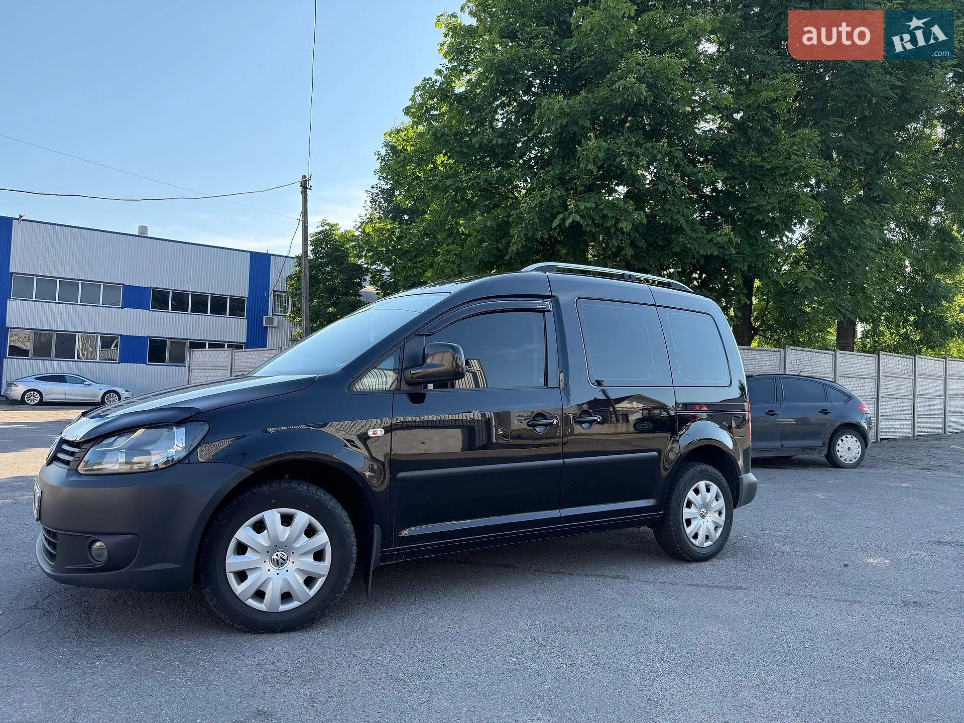 2011 Volkswagen Caddy - фото 1