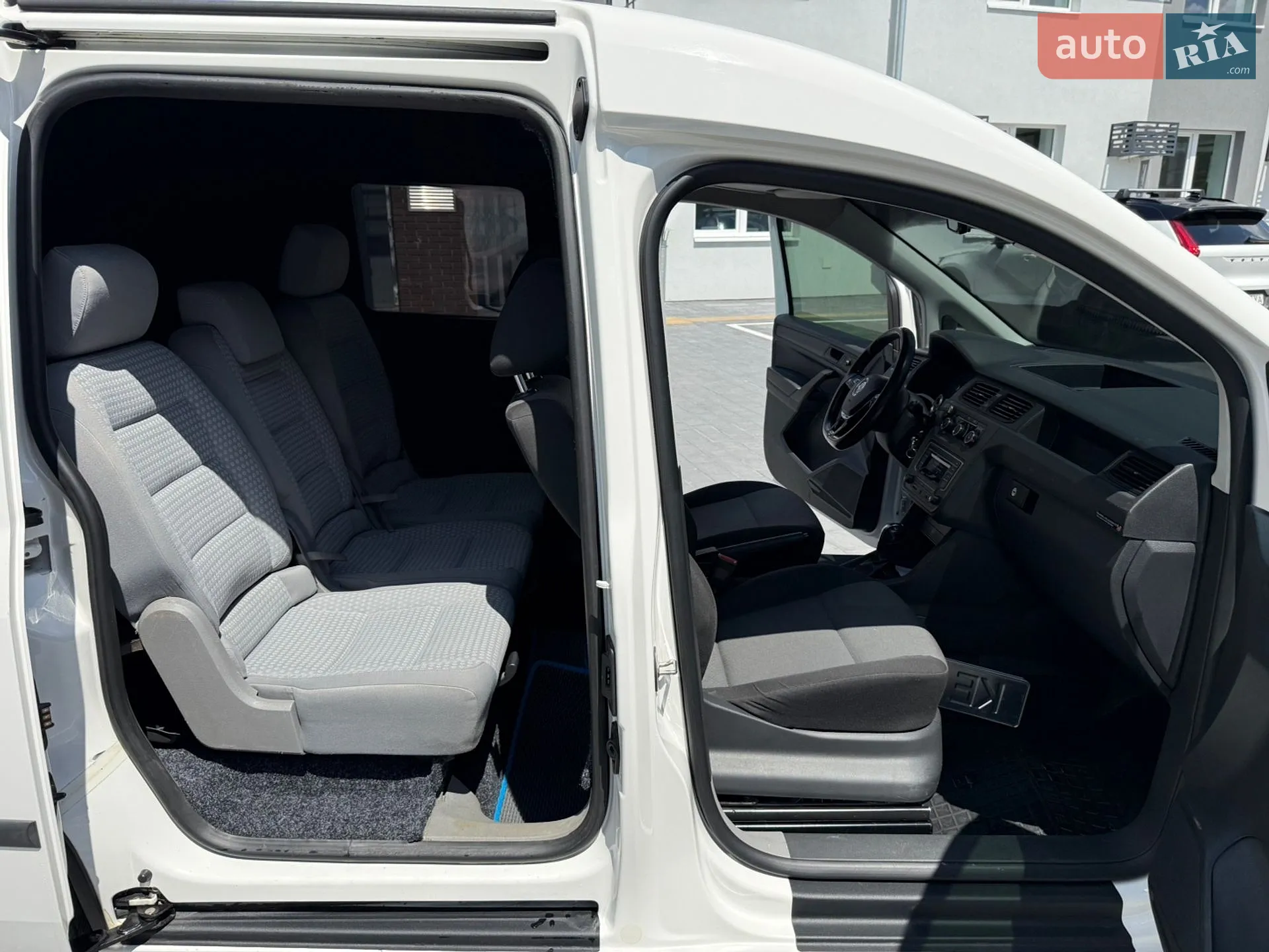 2011 Skoda Fabia - мініатюра 25