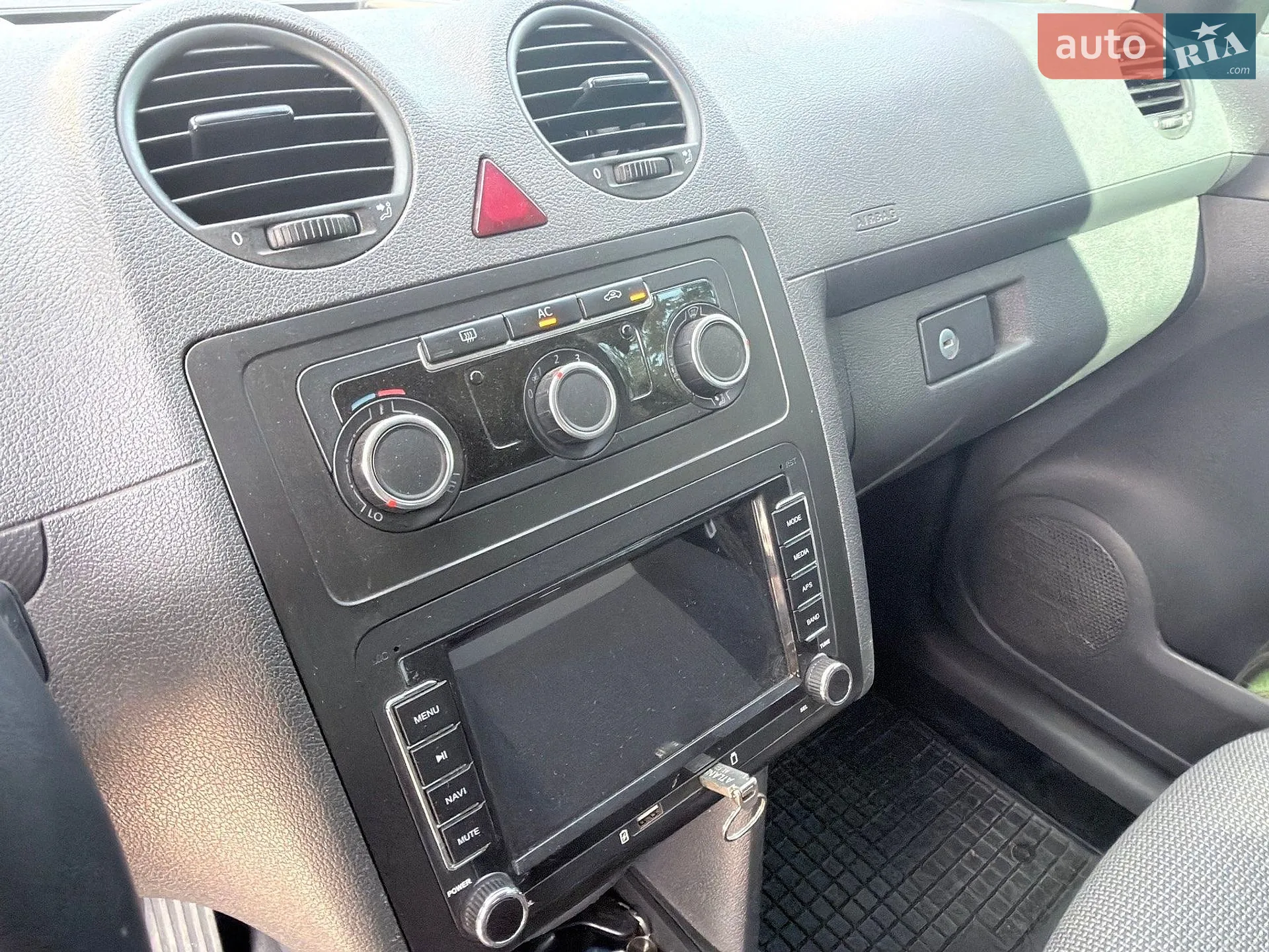 2011 Volkswagen Caddy - мініатюра 6