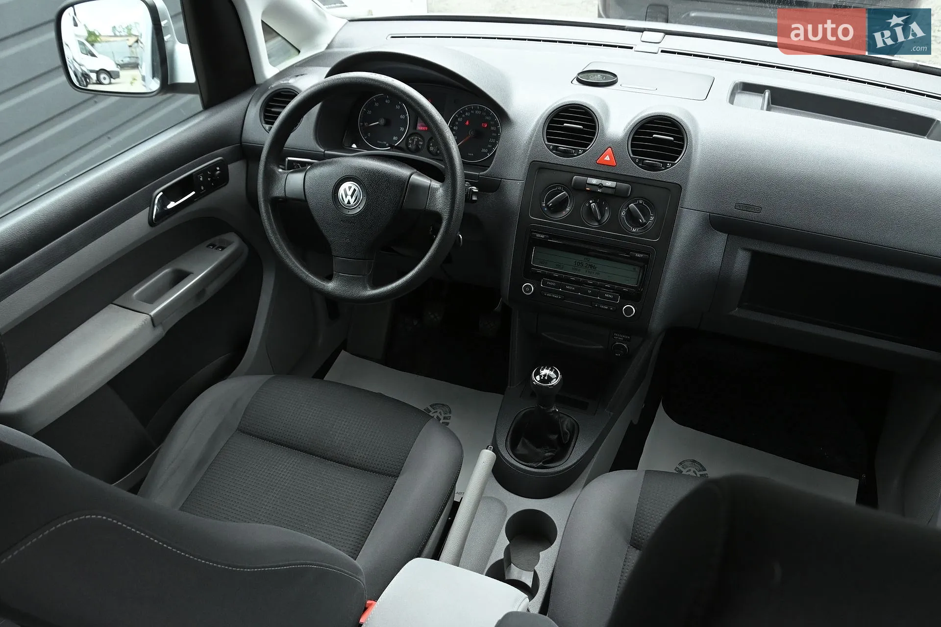 2010 Volkswagen Caddy - мініатюра 26