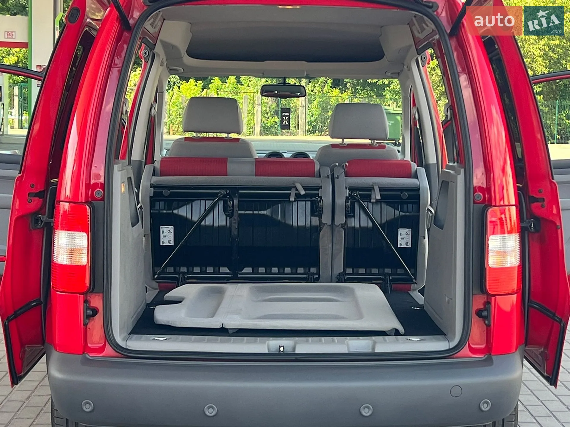 2010 Volkswagen Caddy - мініатюра 64