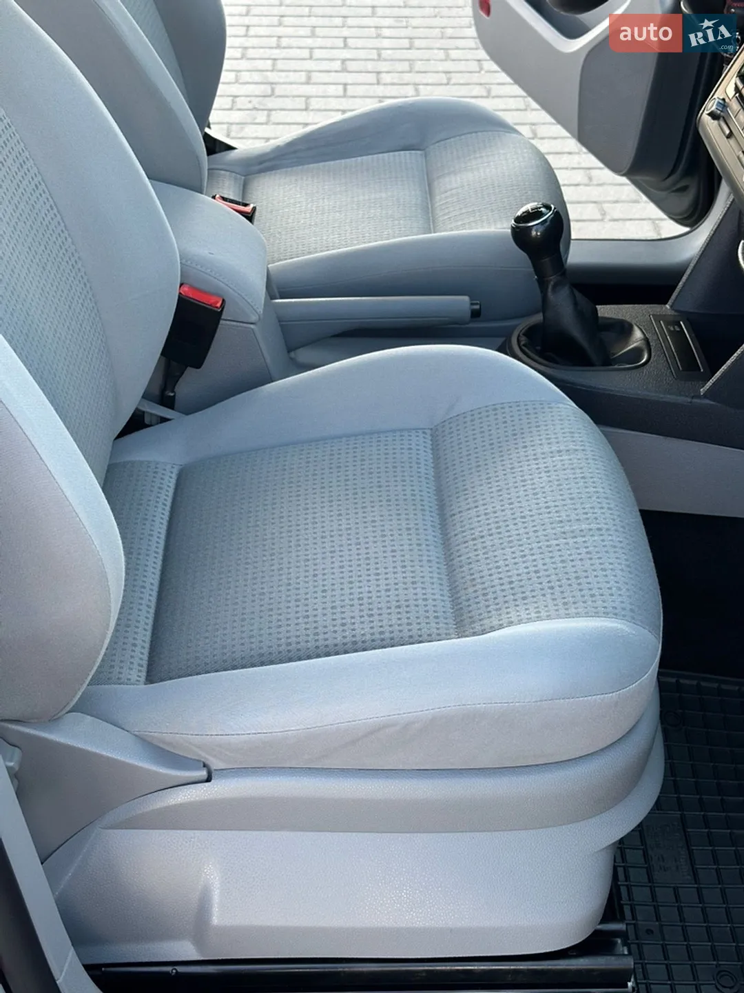 2010 Volkswagen Caddy - мініатюра 25