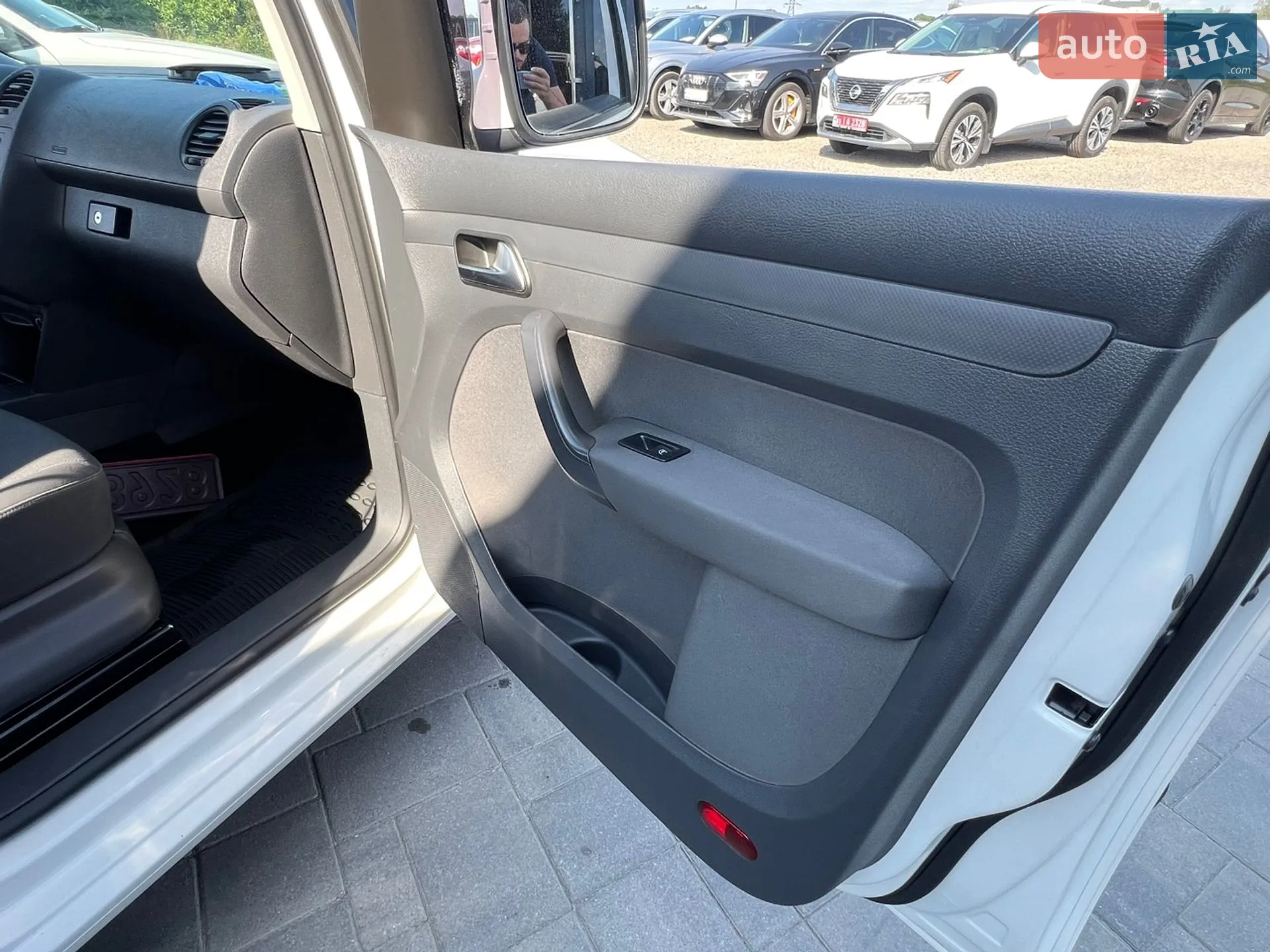 2012 Volkswagen Caddy - мініатюра 25