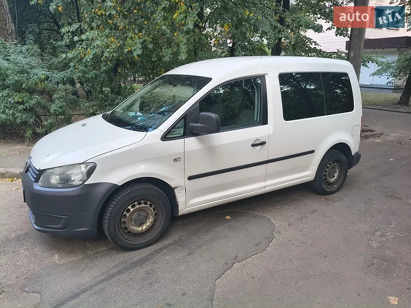 Volkswagen Caddy 2011