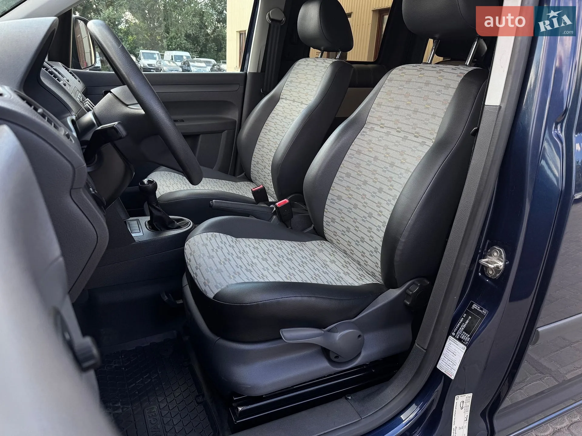 2011 Volkswagen Caddy - мініатюра 25