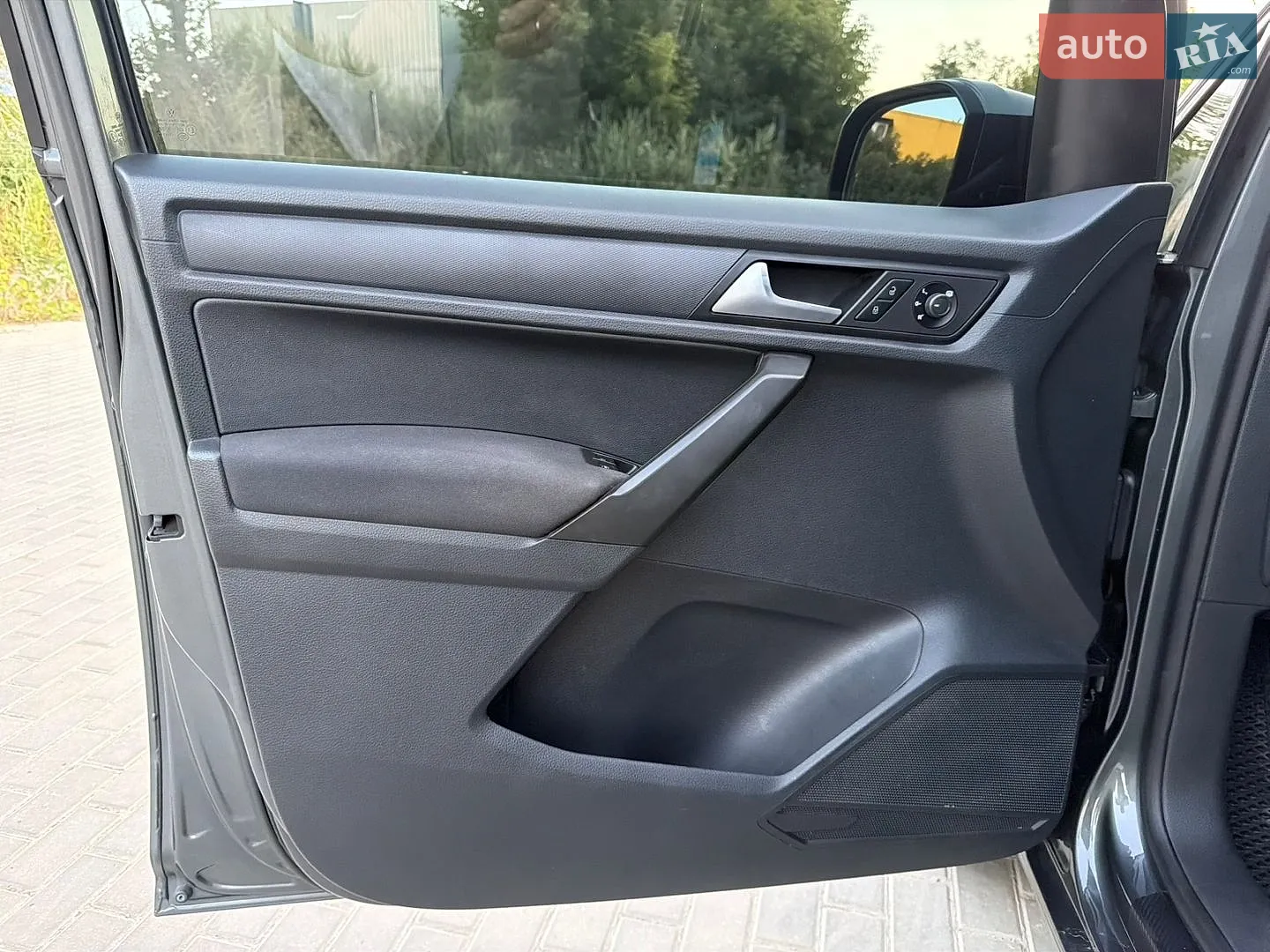 2017 Volkswagen Caddy - мініатюра 35
