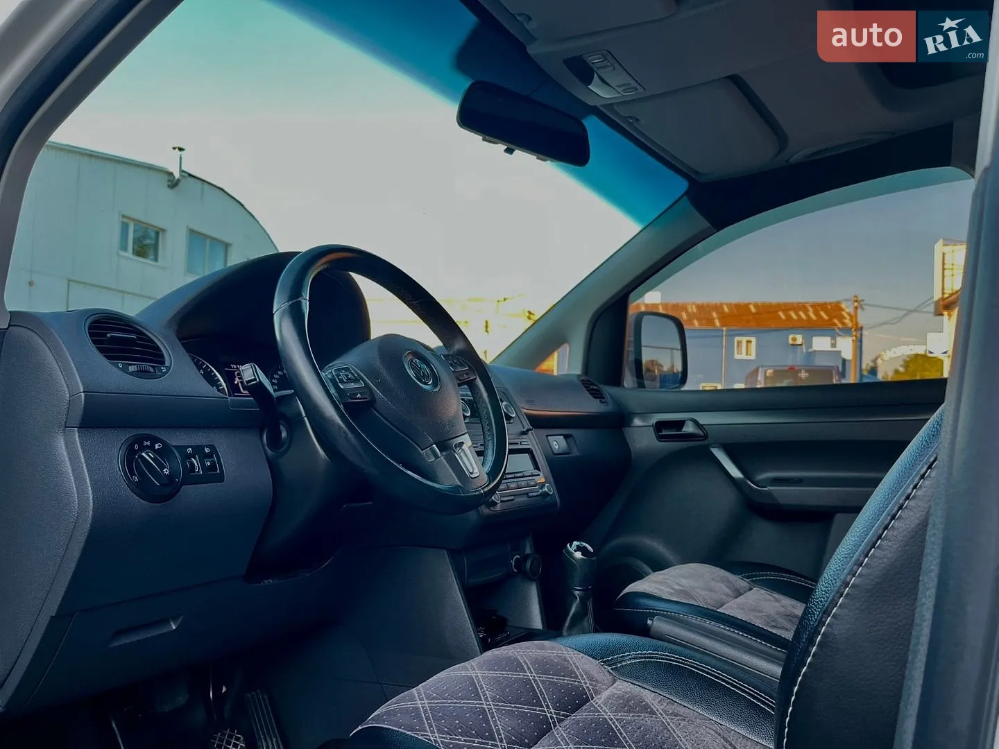 2015 Volkswagen Caddy - мініатюра 39