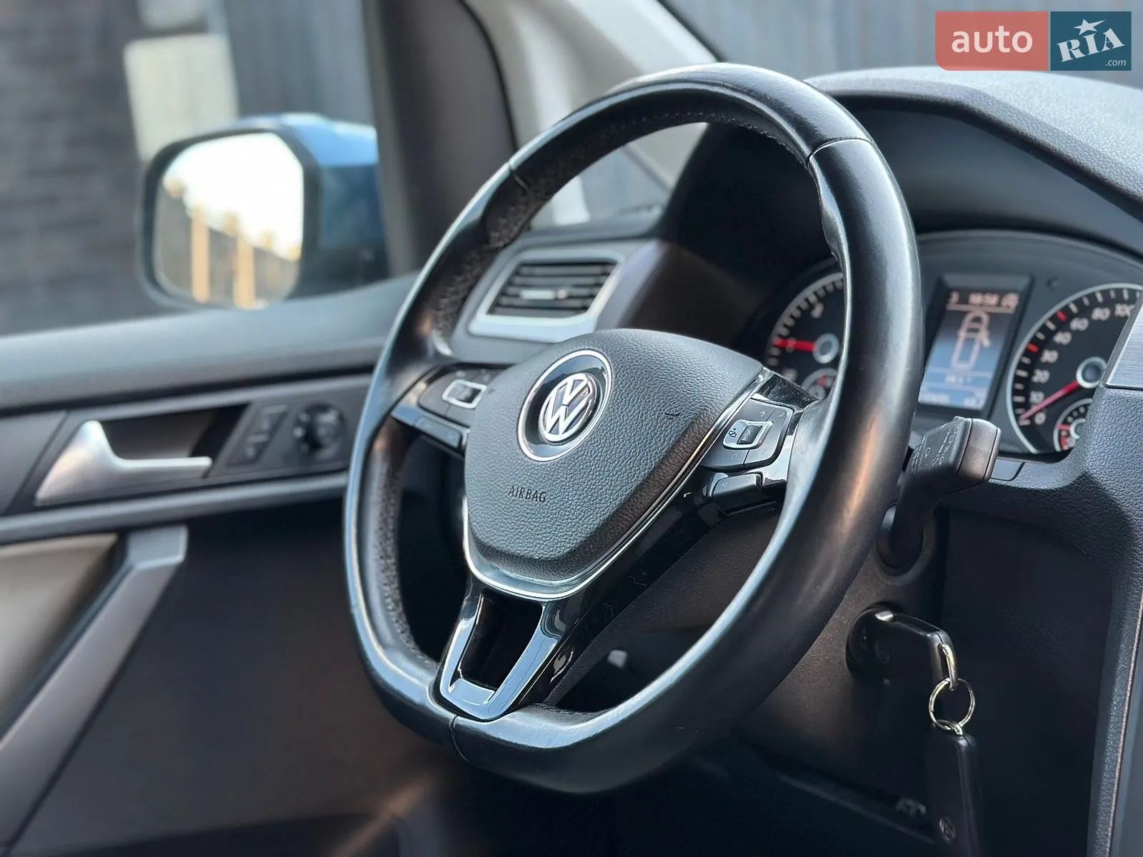 2016 Volkswagen Caddy - мініатюра 32