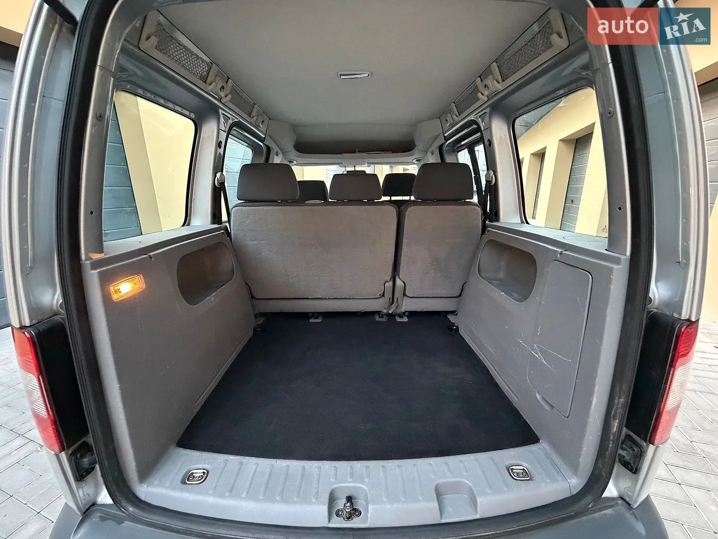 2010 Volkswagen Caddy - мініатюра 21