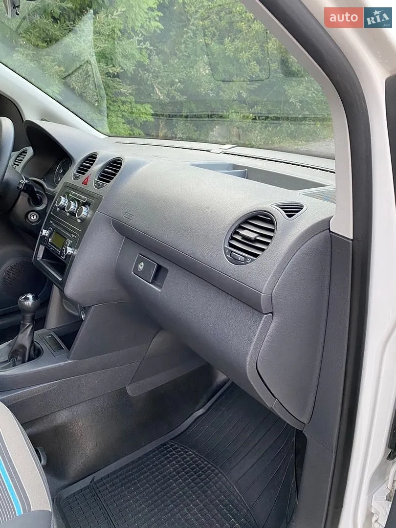 2011 Volkswagen Caddy - мініатюра 30