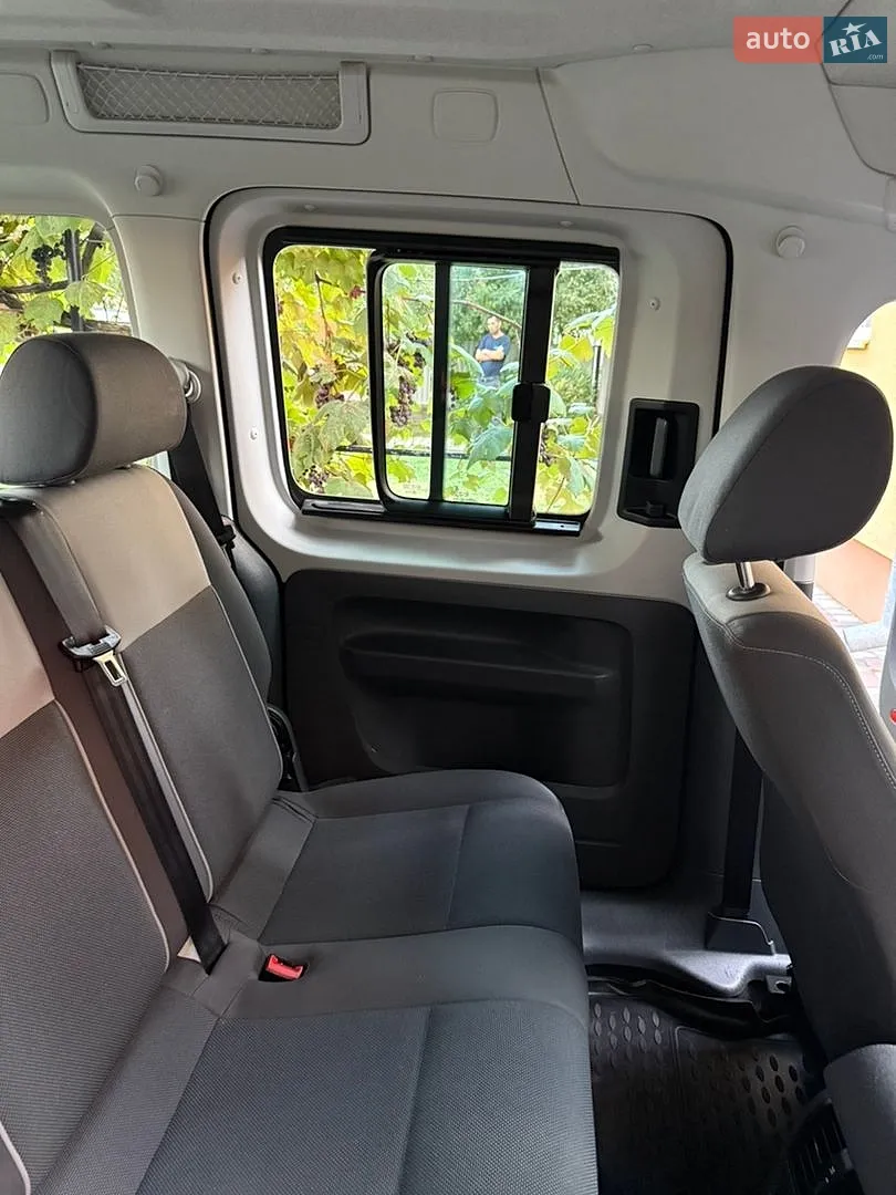 2011 Volkswagen Caddy - мініатюра 45