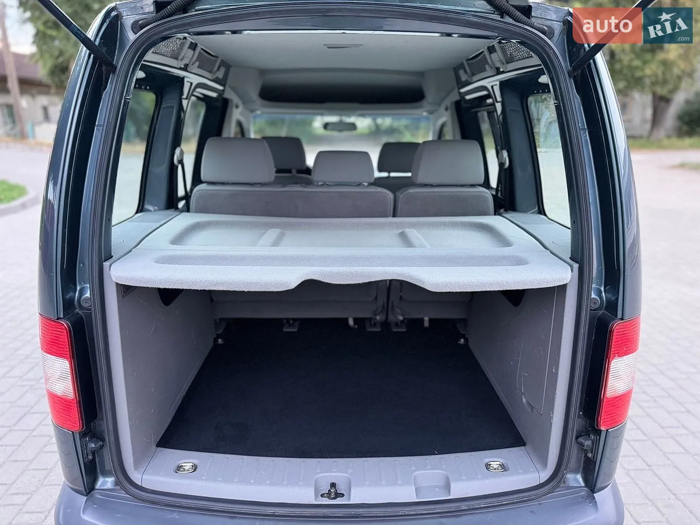 2010 Volkswagen Caddy - мініатюра 24