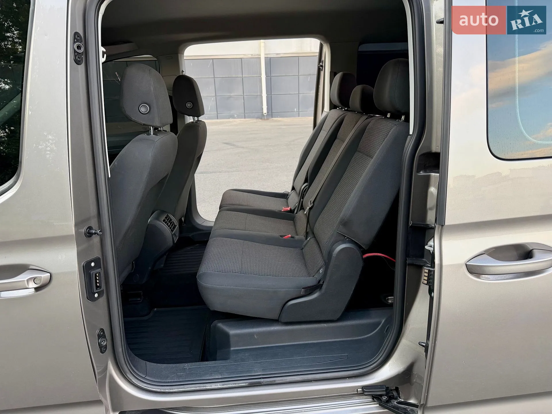 2022 Volkswagen Caddy - мініатюра 39