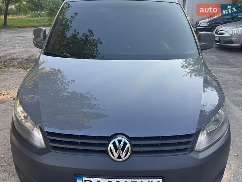Volkswagen Caddy 2011