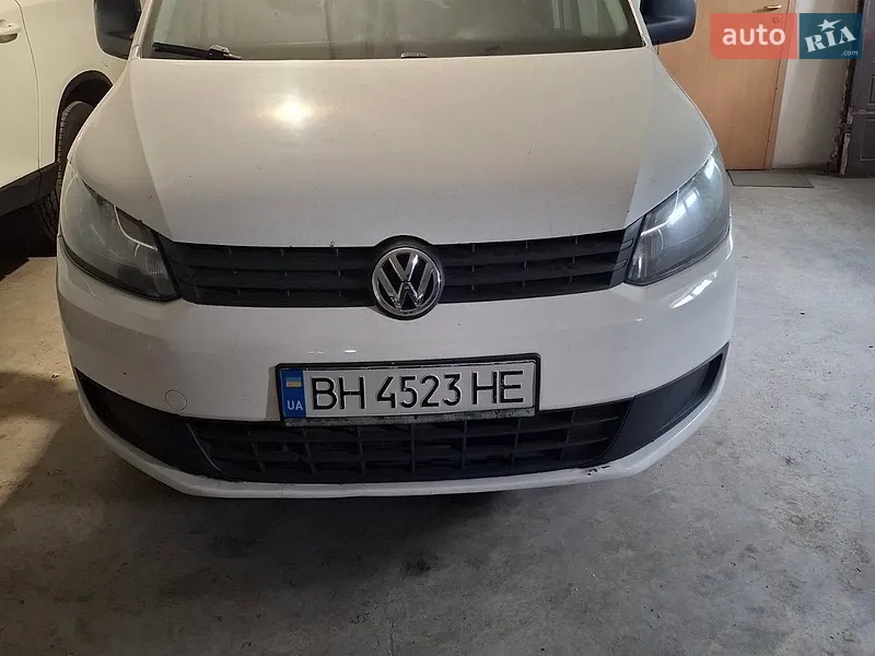 Volkswagen Caddy 2011