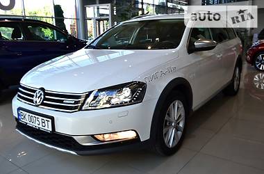 Внедорожник / Кроссовер Volkswagen Carat 2013 в Хмельницком