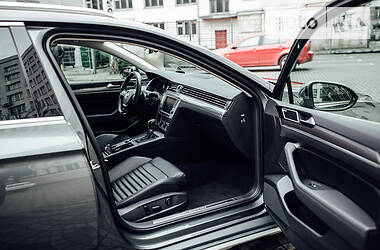 Универсал Volkswagen Carat 2016 в Луцке