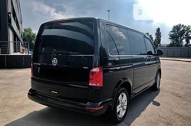 Минивэн Volkswagen Caravelle 2017 в Киеве