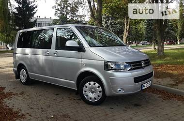 Volkswagen Caravelle 2012