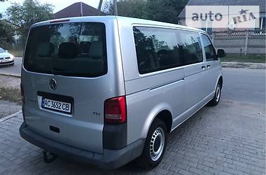 Грузопассажирский фургон Volkswagen Caravelle 2010 в Луцке