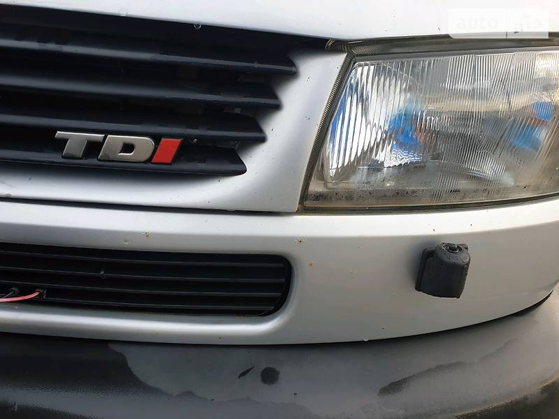 Мінівен Volkswagen Caravelle 2003 в Чернівцях фото 4 Мінівен Volkswagen Caravelle 2003 в Чернівцях