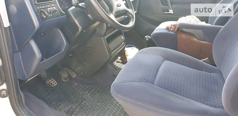 Мінівен Volkswagen Caravelle 2003 в Чернівцях фото 22 Мінівен Volkswagen Caravelle 2003 в Чернівцях